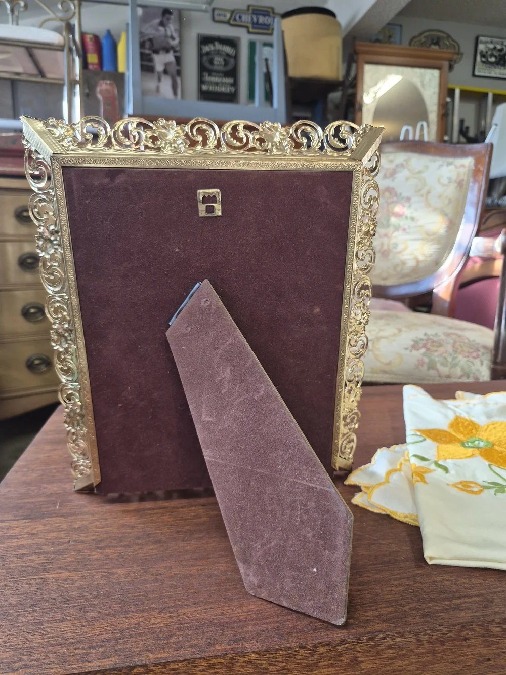 Ornate Gold Vintage 8×10 Decorative Picture Frame
